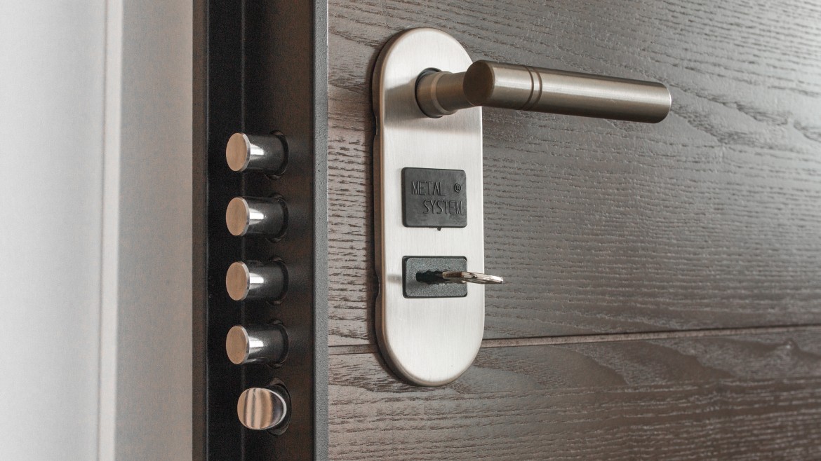 Corporate & Industrial security services